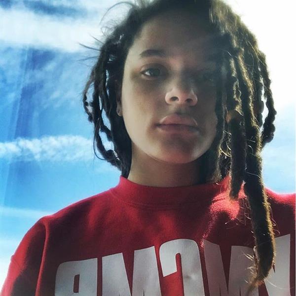 Sasha Lane