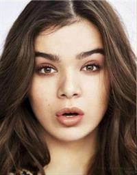 Hailee Steinfeld