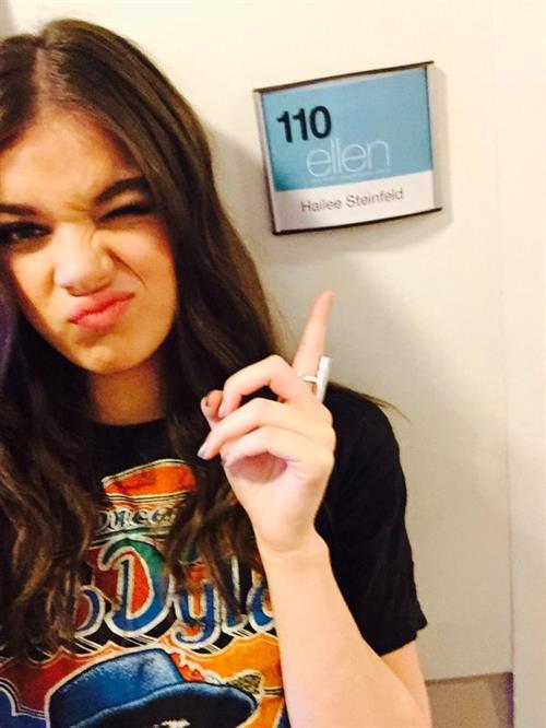 Hailee Steinfeld