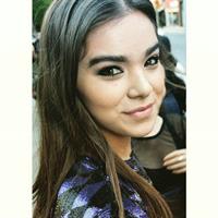 Hailee Steinfeld