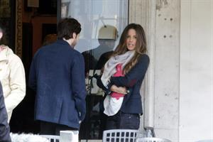 Kate Beckinsale On Set of The Face of an Angel in Rome November 11-2013 