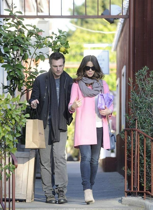 Kate Beckinsale shopping in the Brentwood Country Mart February 9-2013 