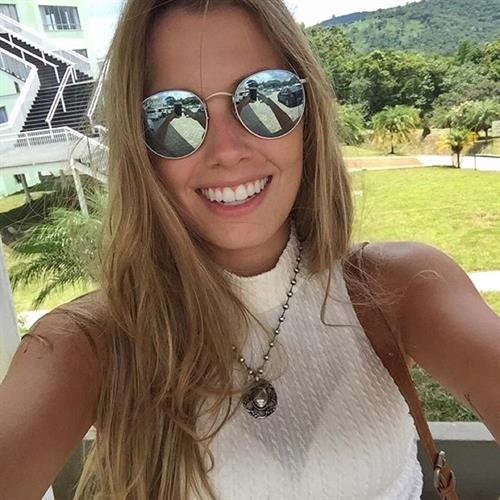 Paola Antonini taking a selfie