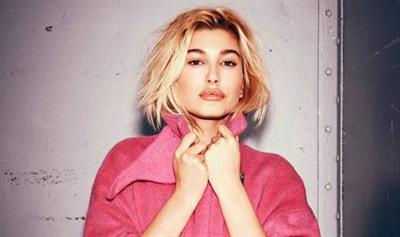 Hailey Bieber