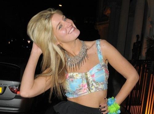 Cheska Hull in a bikini