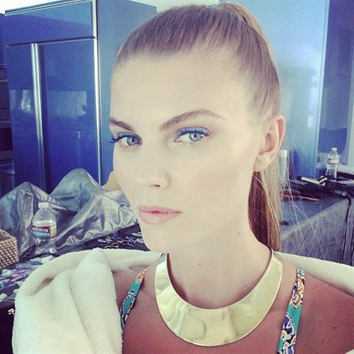 Maryna Linchuk taking a selfie