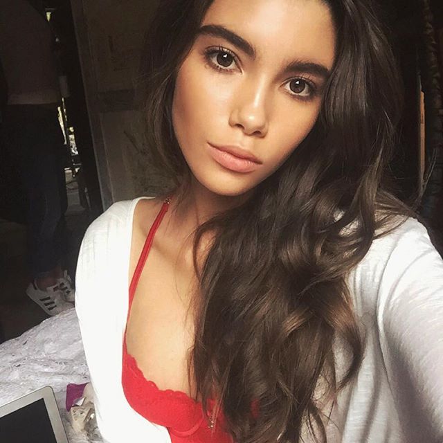 Cindy Mello taking a selfie