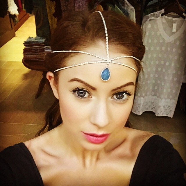 Laura Carter taking a selfie