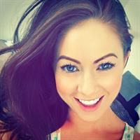 Laura Carter taking a selfie