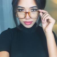 Julia Kelly taking a selfie