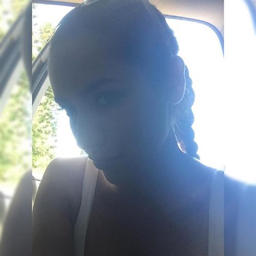 Mercedes Terrell taking a selfie