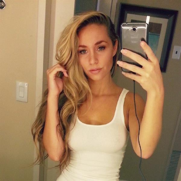 Sydney A Maler taking a selfie