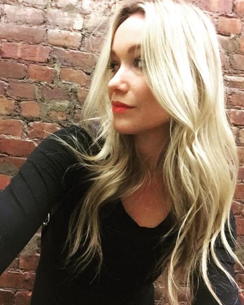 Katrina Bowden taking a selfie