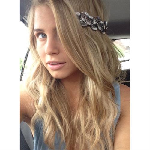 Tegan Martin taking a selfie