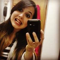 Veronica Rangel taking a selfie