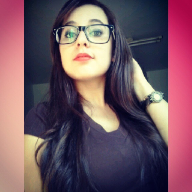 Veronica Rangel taking a selfie