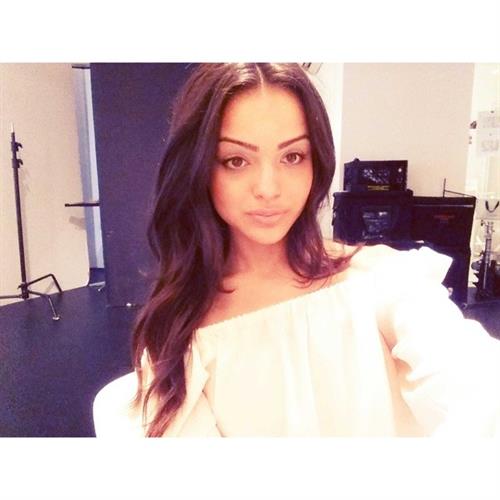 Lisa Ramos taking a selfie