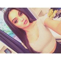 Lisa Ramos taking a selfie