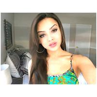 Lisa Ramos taking a selfie