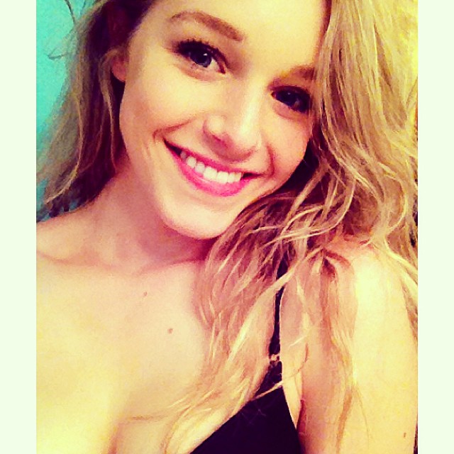 Courtney Tailor taking a selfie