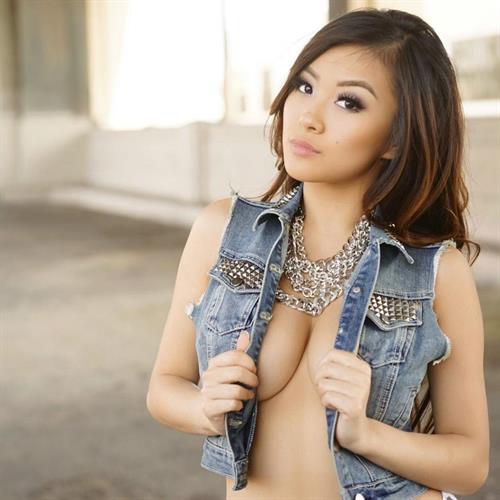 Vicki Li