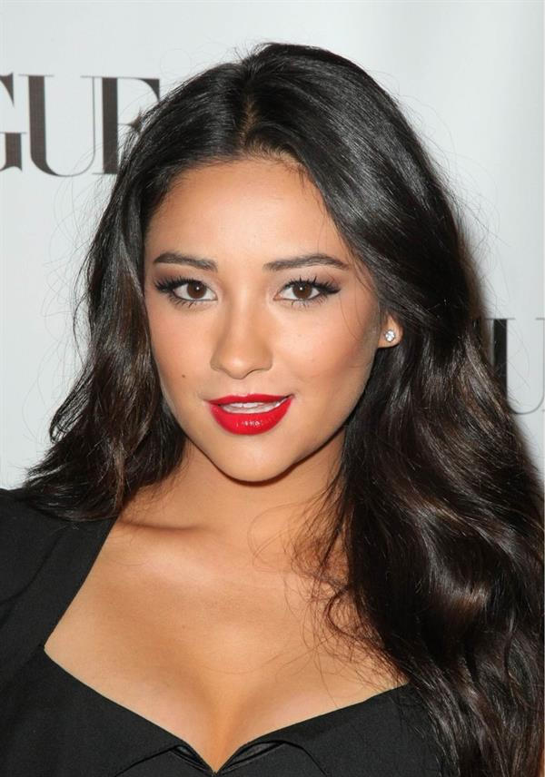 Shay Mitchell