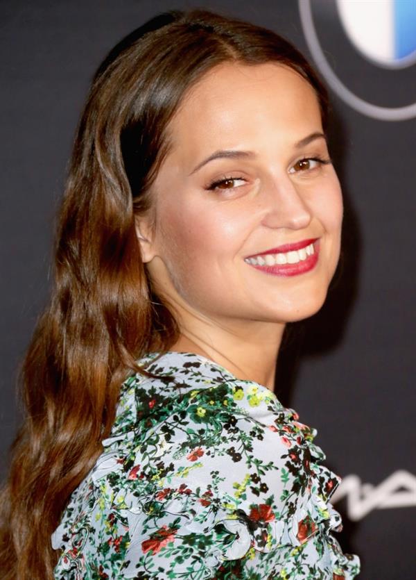 Alicia Vikander