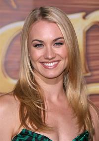 Yvonne Strahovski
