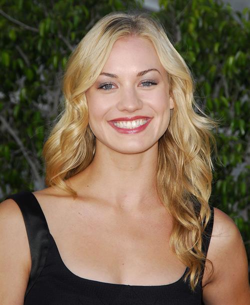 Yvonne Strahovski