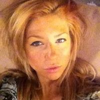 Andrea Ando taking a selfie