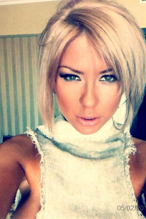 Andrea Ando taking a selfie