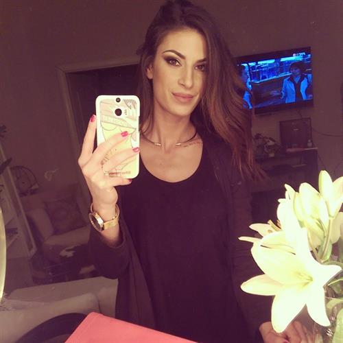 Ivana Španović taking a selfie
