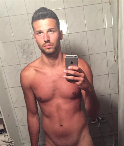 Alex taking a selfie