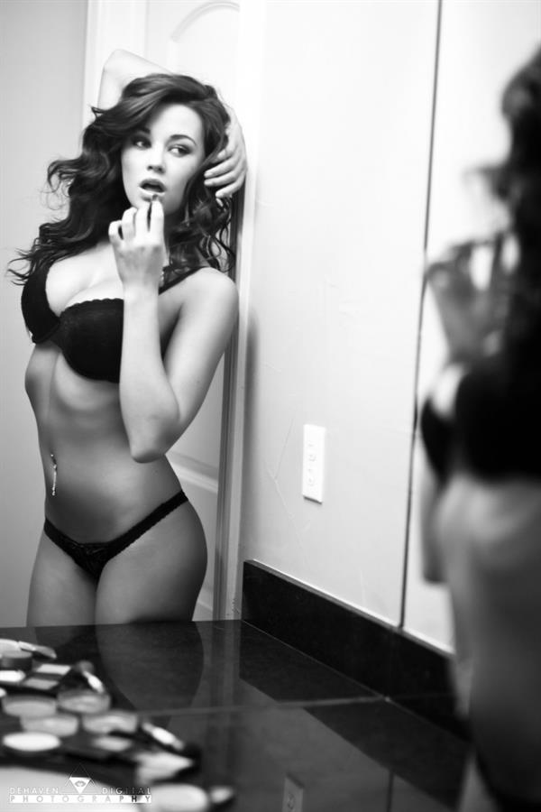 Jenna Mariah Balsley in lingerie