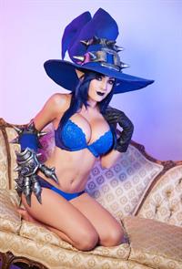 Jessica Nigri as Veigar 