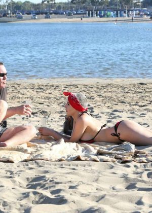 Courtney Stodden Bikini Candids at the beach in Venice