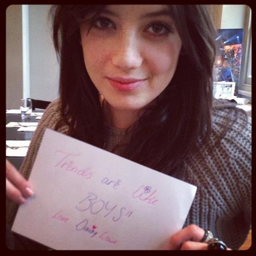 Daisy Lowe
