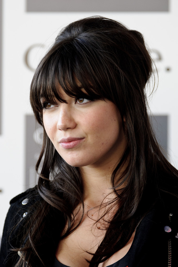 Daisy Lowe