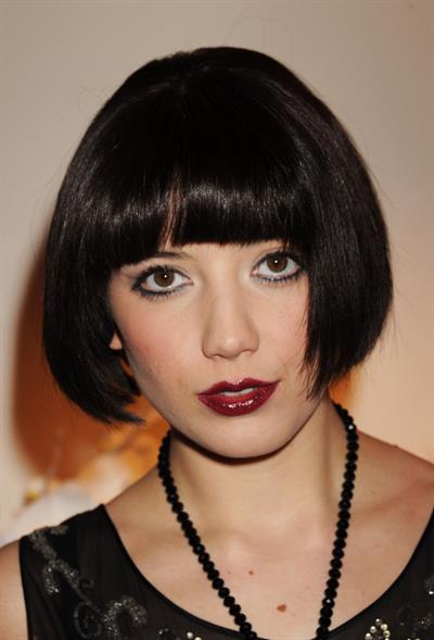 Daisy Lowe