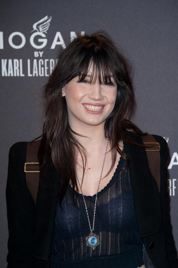 Daisy Lowe