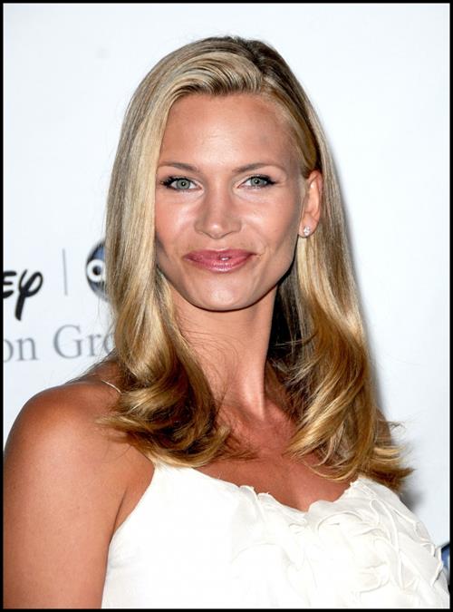 Natasha Henstridge