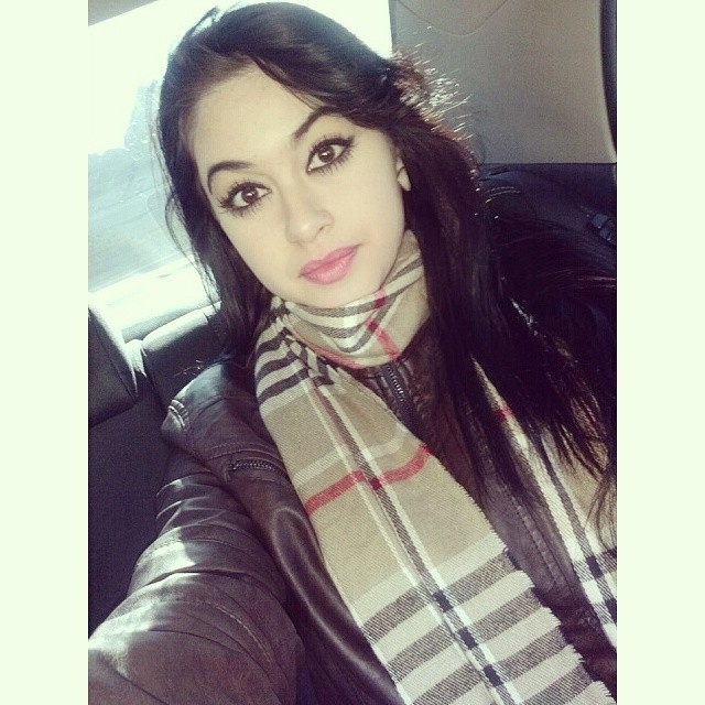 Jailyne Ojeda Ochoa taking a selfie