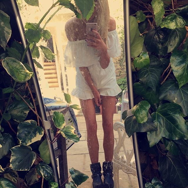 Nicola Hughes taking a selfie