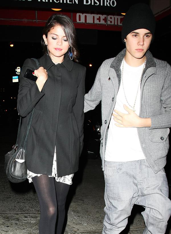 Selena Gomez leaving a restaurant in New York City on December 2, 2012