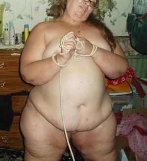 Anonymous - pussy and nipples