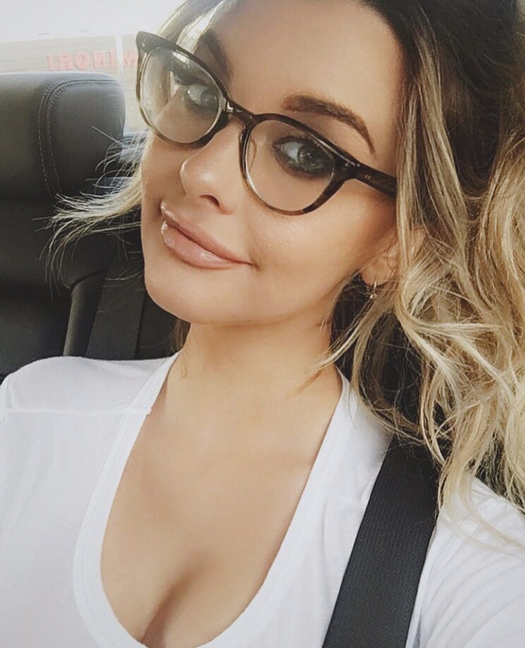 Emily Sears taking a selfie