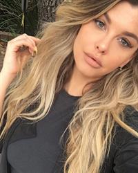 Emily Sears taking a selfie