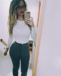 Emily Sears taking a selfie