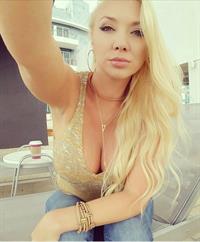 Molly Cavalli taking a selfie