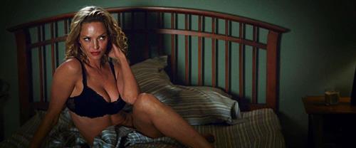 Uma Thurman in lingerie